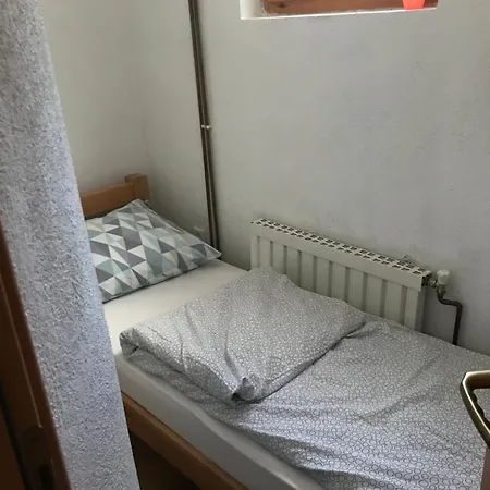 Damir Apartment Gornja Sisava